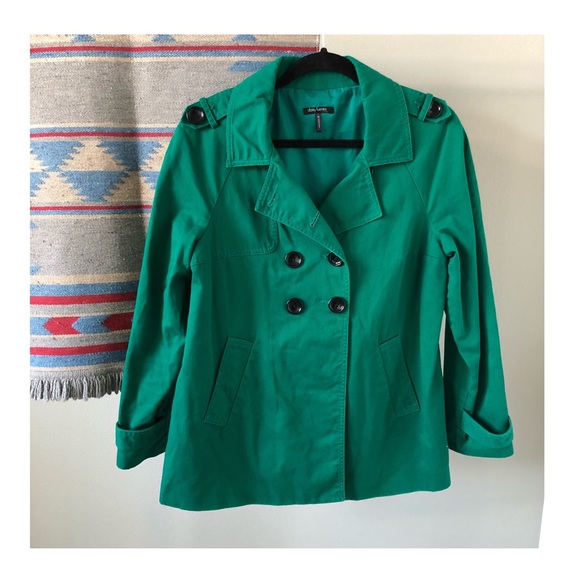 Daisy Fuentes Jackets & Blazers - EUC | Daisy Fuentes Petite Short Trench Coat Daisy Fuentes Jackets & Blazers - EUC | Daisy Fuentes Petite Short Trench Coat